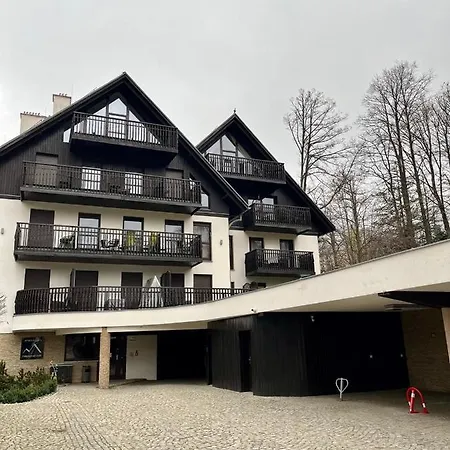 Panorama Gor Londyn W Centrum Z Balkonem I Widokiem Na Gory Apartman
