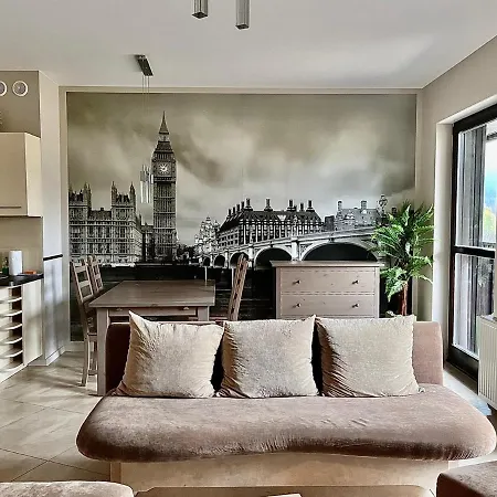 Apartman Panorama Gor Londyn W Centrum Z Balkonem I Widokiem Na Gory