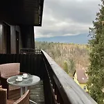 Appartement Panorama Gor Londyn W Centrum Z Balkonem I Widokiem Na Gory