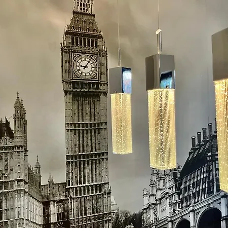 דירה Trevilles Londyn W Centrum Z Balkonem I Widokiem Na Gory שצ'קלארסקה פוראובה