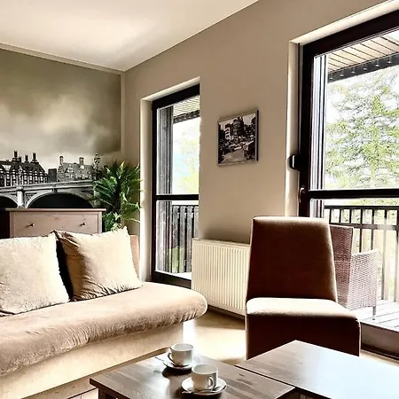 Trevilles Londyn W Centrum Z Balkonem I Widokiem Na Gory * Шклярска-Поремба