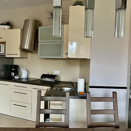 Trevilles Londyn W Centrum Z Balkonem I Widokiem Na Gory דירה שצ'קלארסקה פוראובה