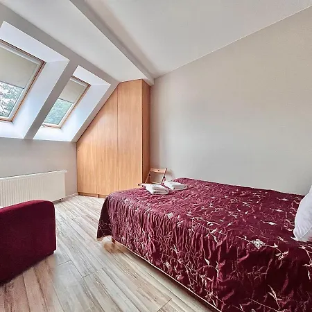 Trevilles Londyn W Centrum Z Balkonem I Widokiem Na Gory Шклярска-Поремба